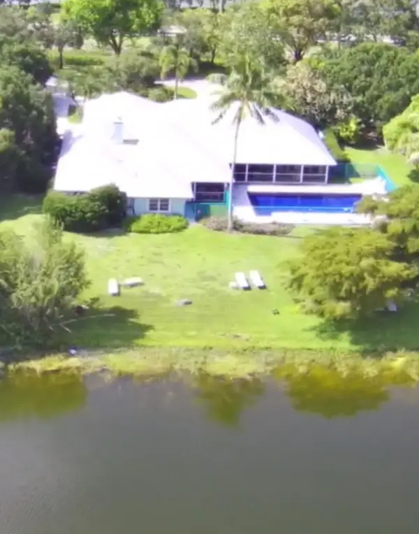 8862 Estate Drive, West Palm Beach, FL 33411