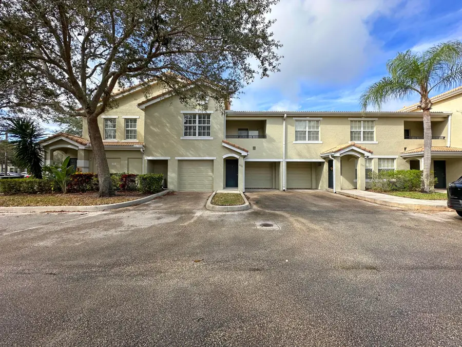 154 SW Peacock Boulevard #28-205, Port Saint Lucie, FL 34986 - Image #2