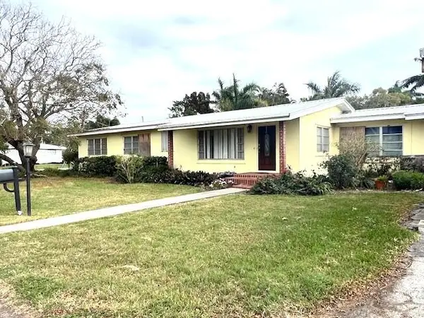 2316 Bacom Point Road, Pahokee, FL 33476