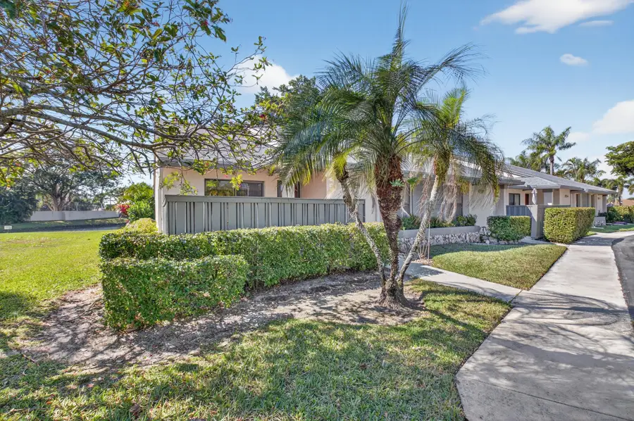 8468 Boca Glades Boulevard E, Boca Raton, FL 33434 - Image #2