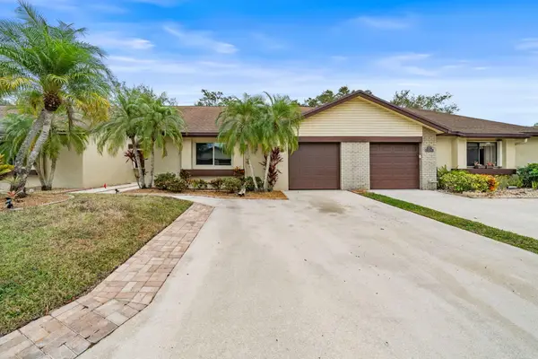 137 Meander Circle, Royal Palm Beach, FL 33411