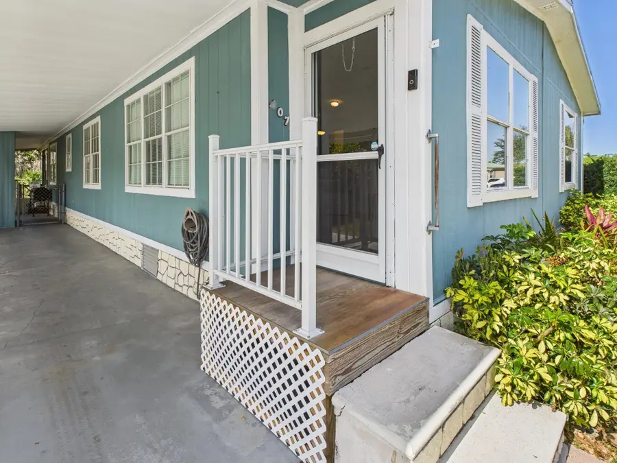 407 NE 8th Avenue, Okeechobee, FL 34972 - #3