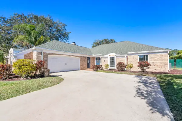 1384 Northampton Terrace, Wellington, FL 33414