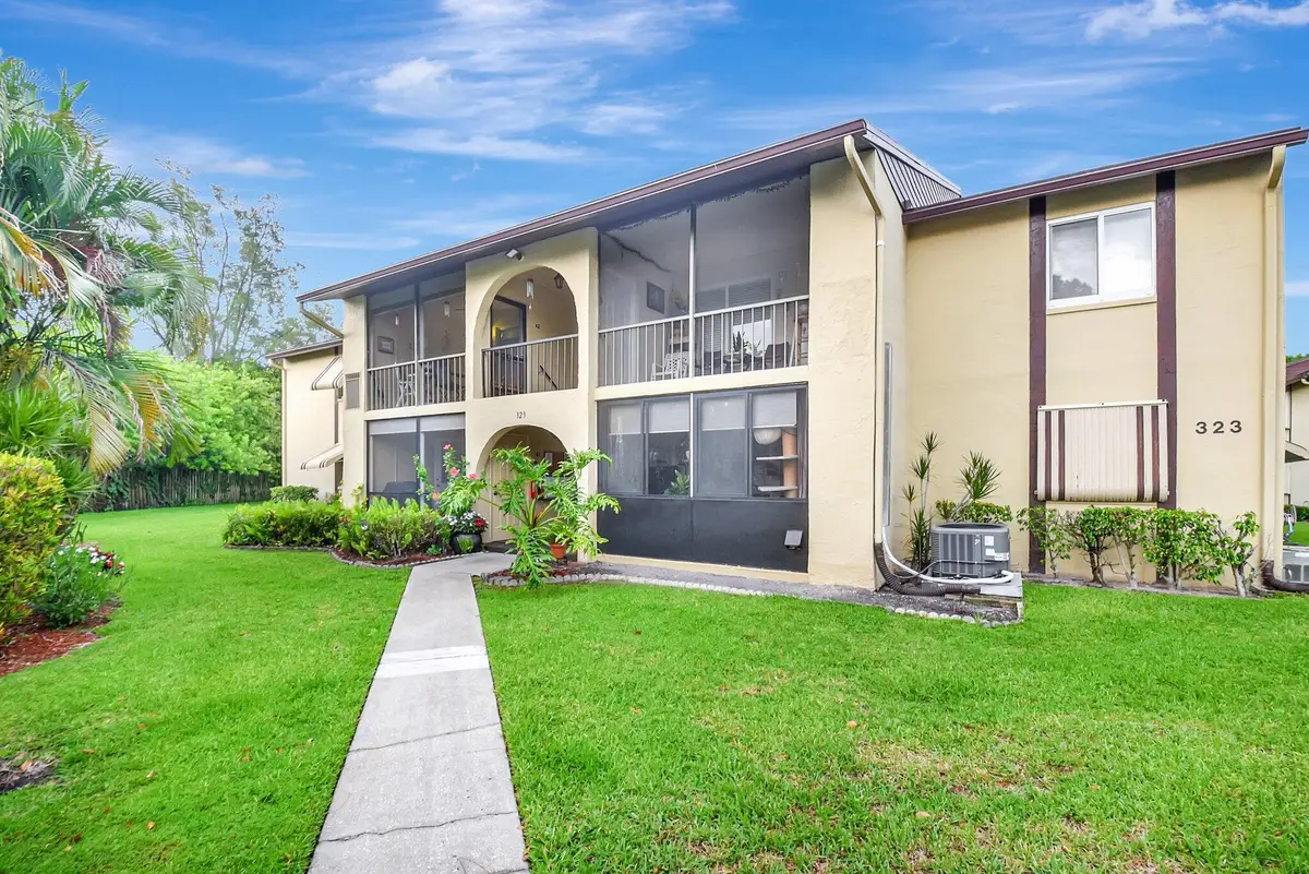 323 Pine Ridge Circle #A-1, Greenacres, FL 33463 - Image #1