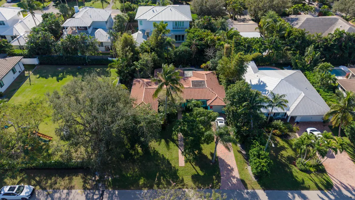 302 NW 17th Street, Delray Beach, FL 33444 - Image #1