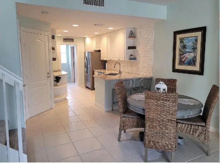 467 Capistrano Drive, Palm Beach Gardens, FL 33410 - Image #3