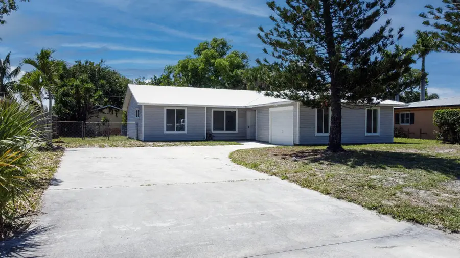 19026 SE Mayo Drive, Jupiter, FL 33469 - Image #2