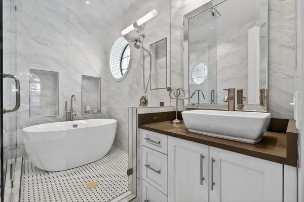 215 Cypress Point Drive, Palm Beach Gardens, FL 33418