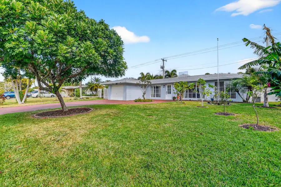 2842 SW 4th Street, Boynton Beach, FL 33435 - Image #2