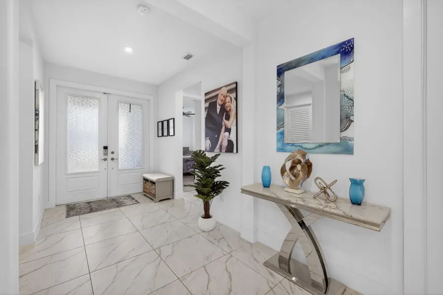 11725 SW Aquila Way, Port Saint Lucie, FL 34987 - Image #2