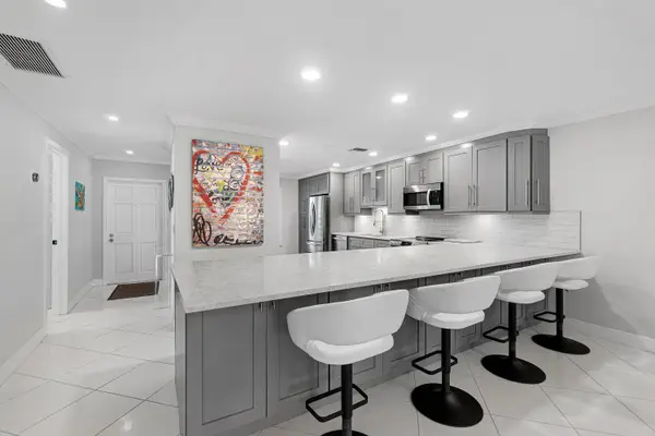 1321 NW 19th Terrace #104, Delray Beach, FL 33445