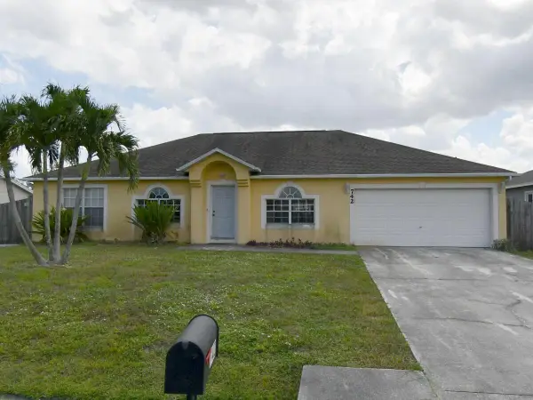 742 NW Placid Avenue, Port St Lucie, FL 34984