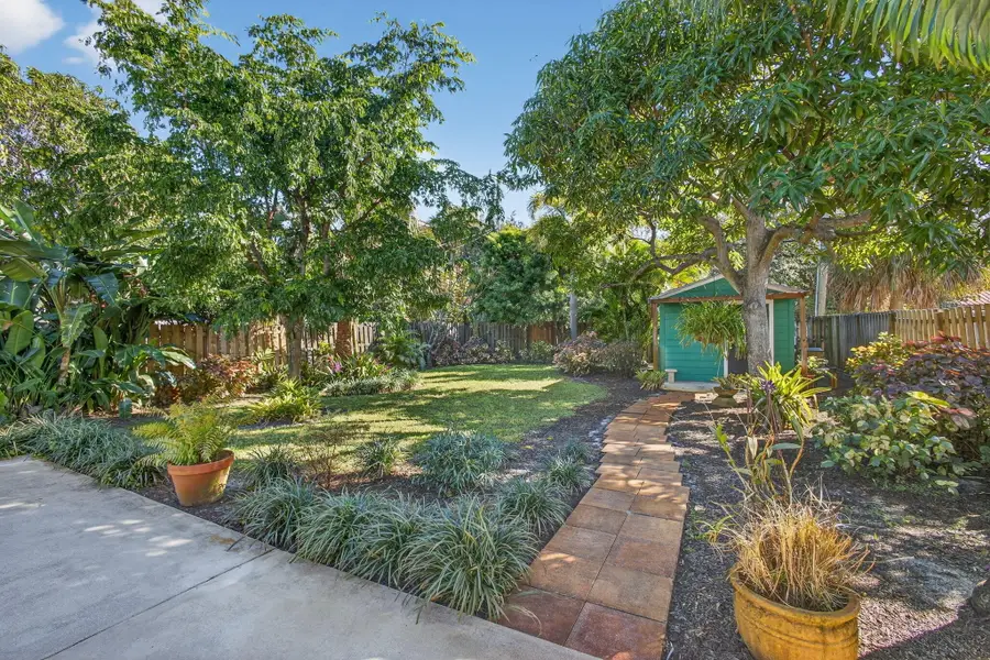 616 S N Street, Lake Worth Beach, FL 33460 - #3