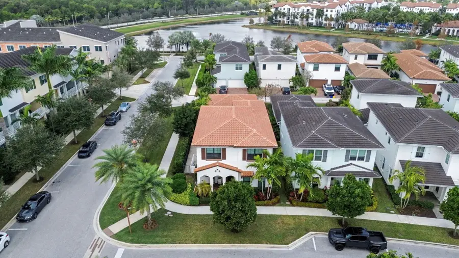 8125 Hobbes Way, Palm Beach Gardens, FL 33418 - Image #3