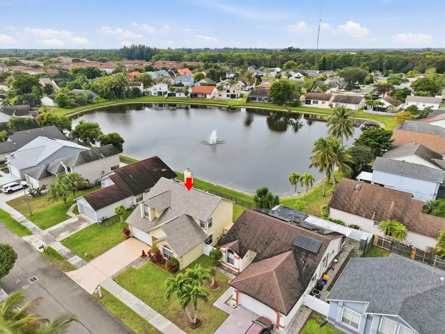 2805 Foxhall Drive E, West Palm Beach, FL 33417 - Image #2