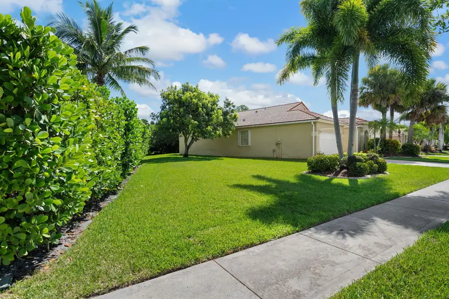 6980 SE Twin Oaks Circle, Stuart, FL 34997 - #2