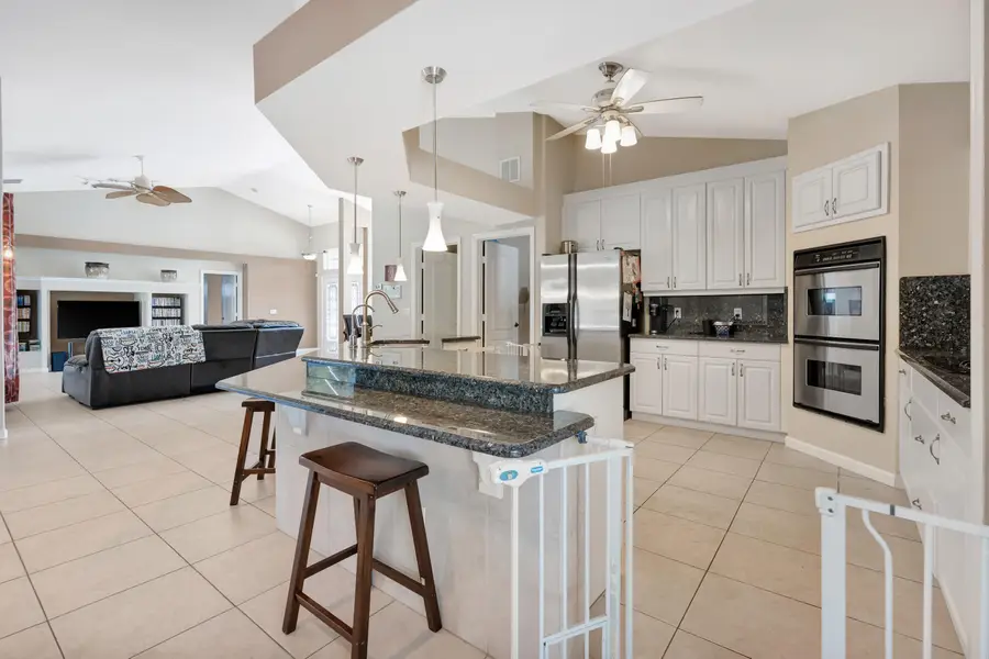 374 SW Kestor Drive, Port Saint Lucie, FL 34953 - Image #3