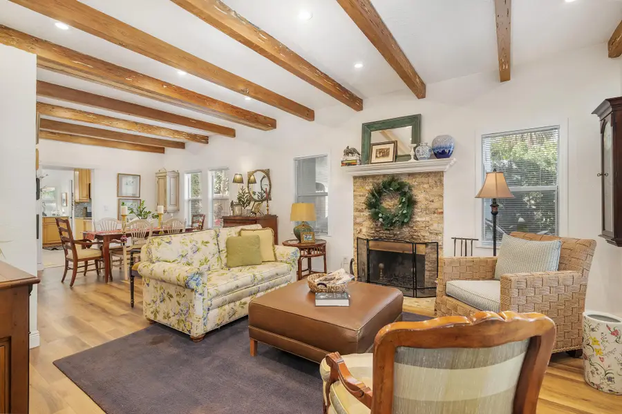 324 Pilgrim Road, West Palm Beach, FL 33405 - Image #2