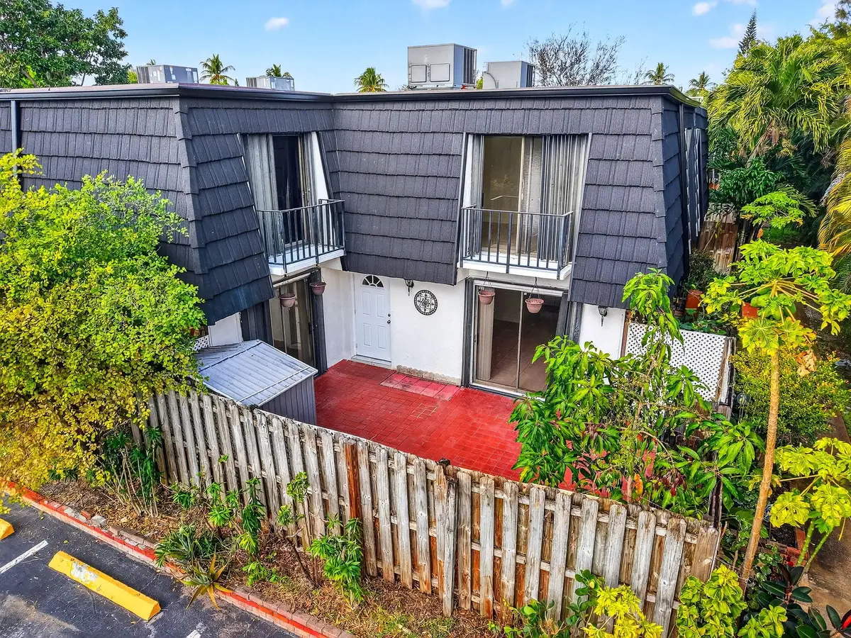 136 Woodland Road, Palm Springs, FL 33461 - Image #1