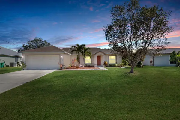 2373 SE Rock Springs Drive, Port St Lucie, FL 34952