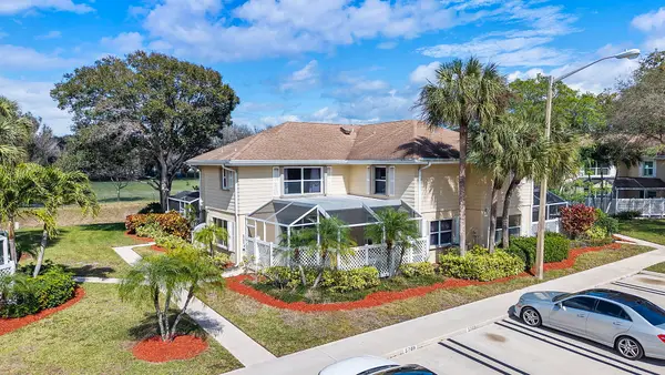 5704 Wheatley Court, Boynton Beach, FL 33436
