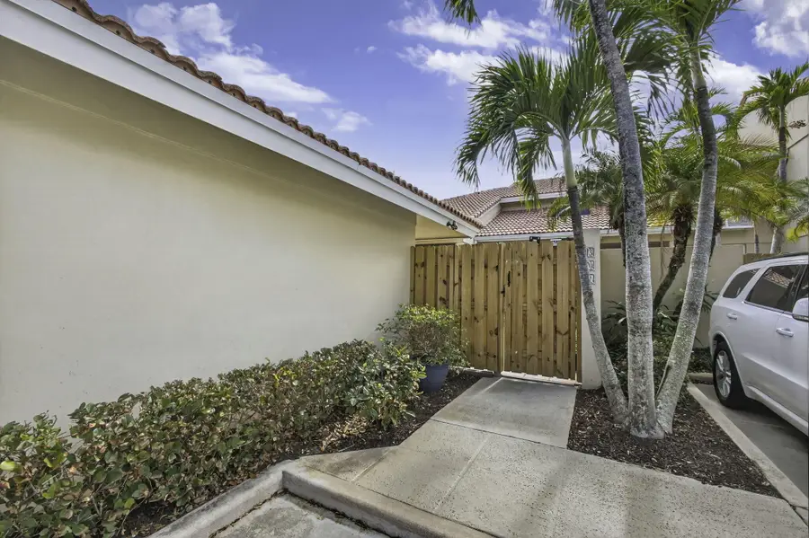301 Old Meadow Way, Palm Beach Gardens, FL 33418 - Image #3