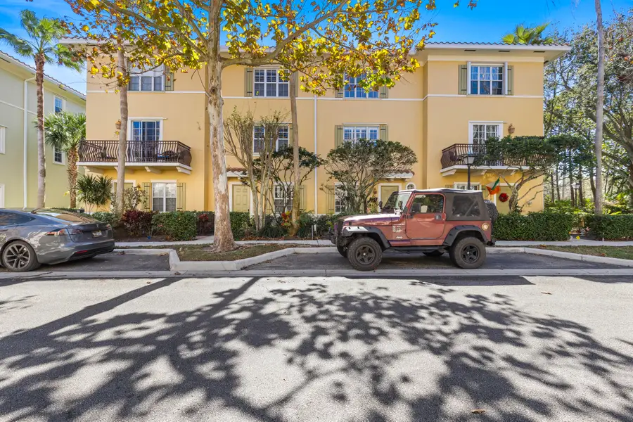 104 Osceola Lane, Jupiter, FL 33458 - #2