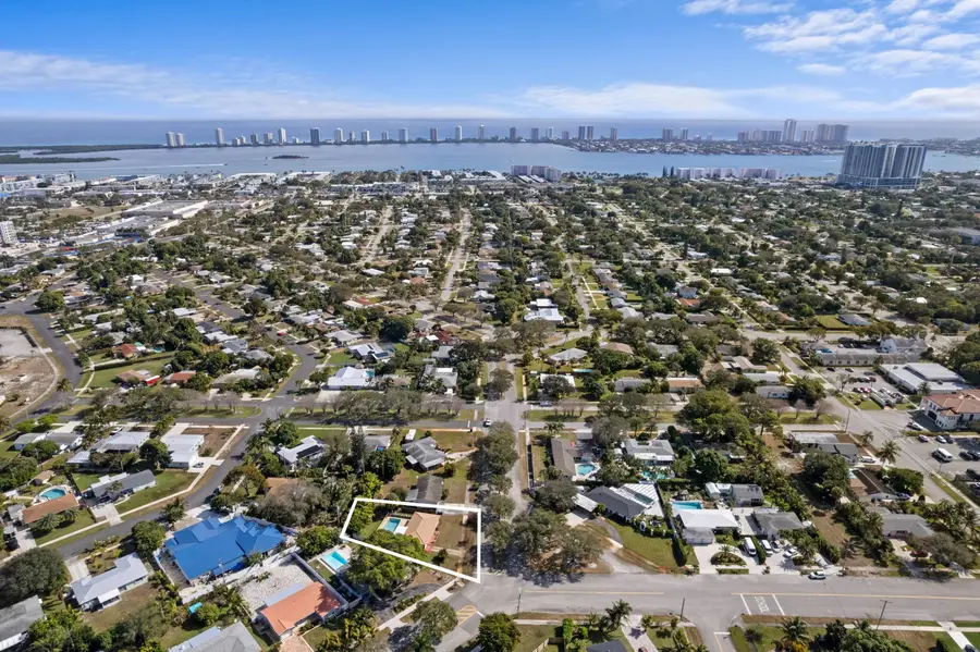 545 Flagler Boulevard, West Palm Beach, FL 33403 - Image #3