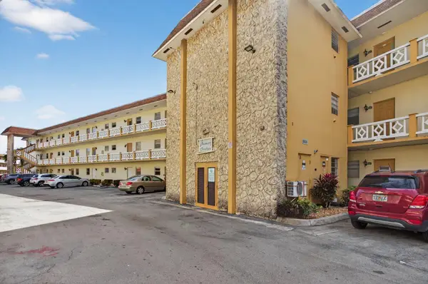 5111 W Oakland Park Boulevard #105, Lauderdale Lakes, FL 33313