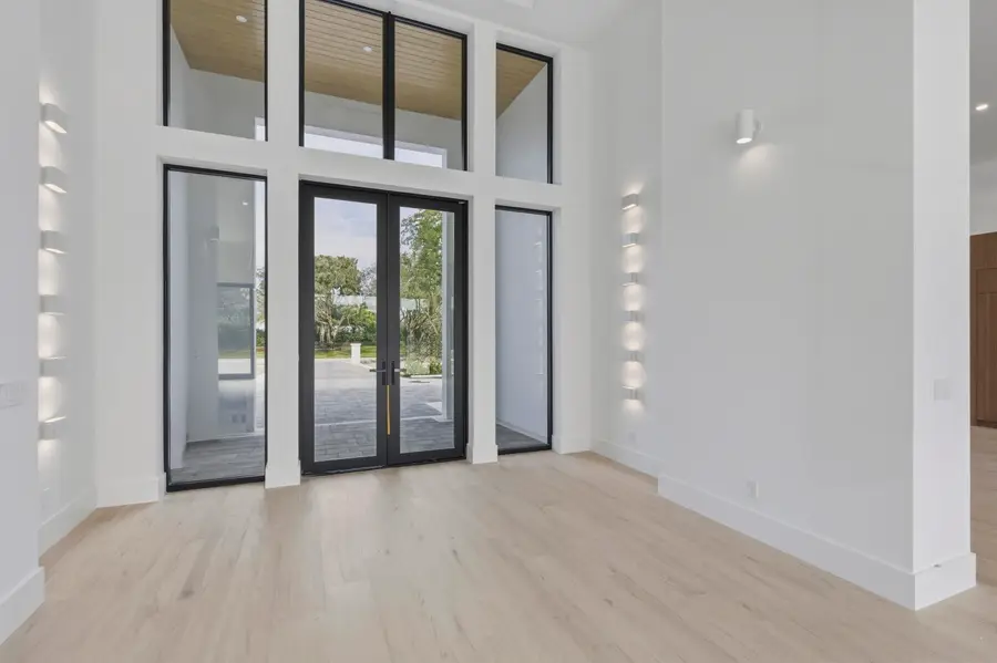 5770 Dixie Belle Road, Palm Beach Gardens, FL 33418 - #3