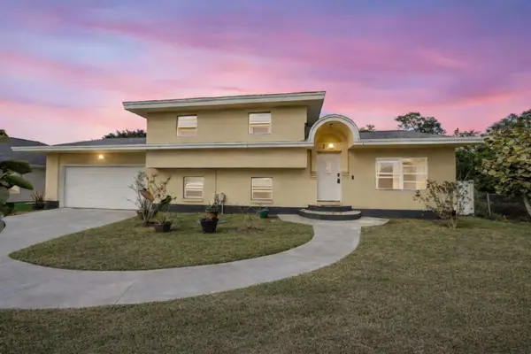 517 NW Floresta Drive, Port St Lucie, FL 34983