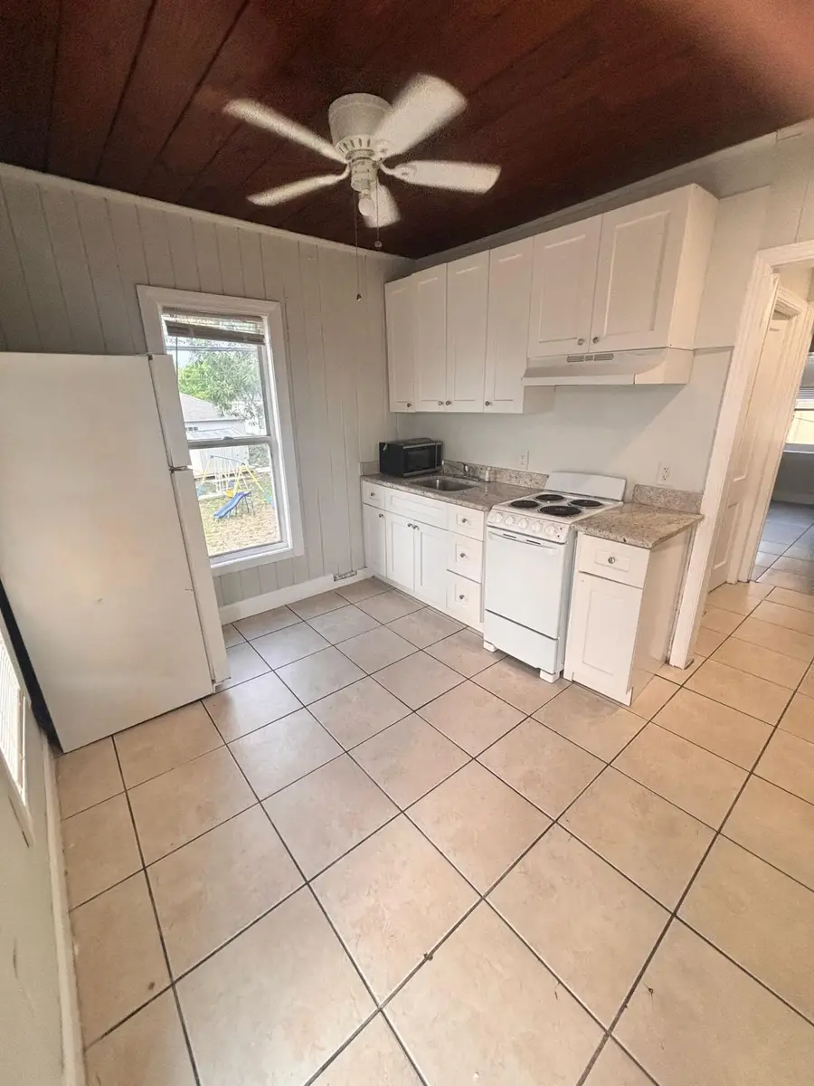 Address Withheld By Seller, West Palm Beach, FL 33401 - Image #3