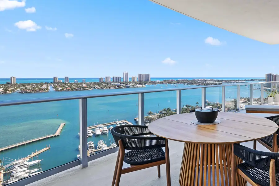 220 Lake Shore Drive #2112, West Palm Beach, FL 33403 - #3