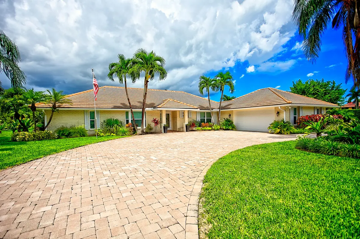 455 S Country Club Drive, Atlantis, FL 33462 - Image #1