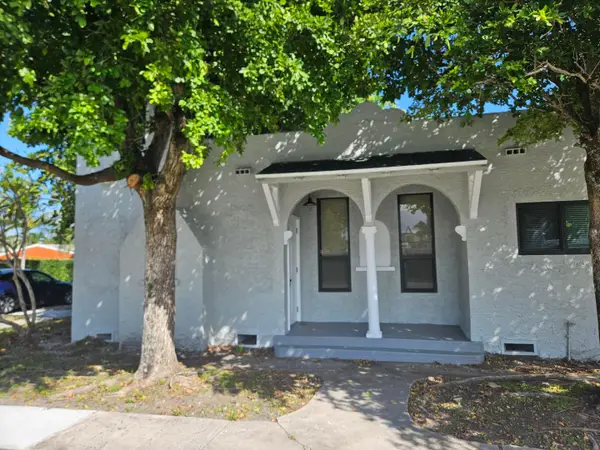 424 Putnam Road, West Palm Beach, FL 33405