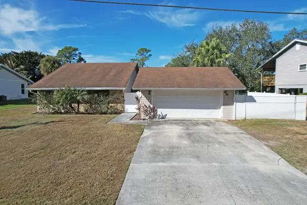 8074 SE River Lane, Stuart, FL 34997