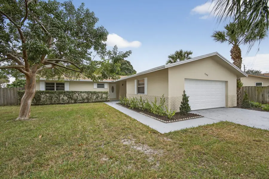 102 Meadowlark Drive, Royal Palm Beach, FL 33411 - #2