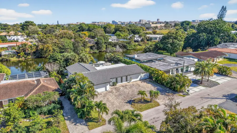 876 NW 6th Avenue, Boca Raton, FL 33432 - Image #2