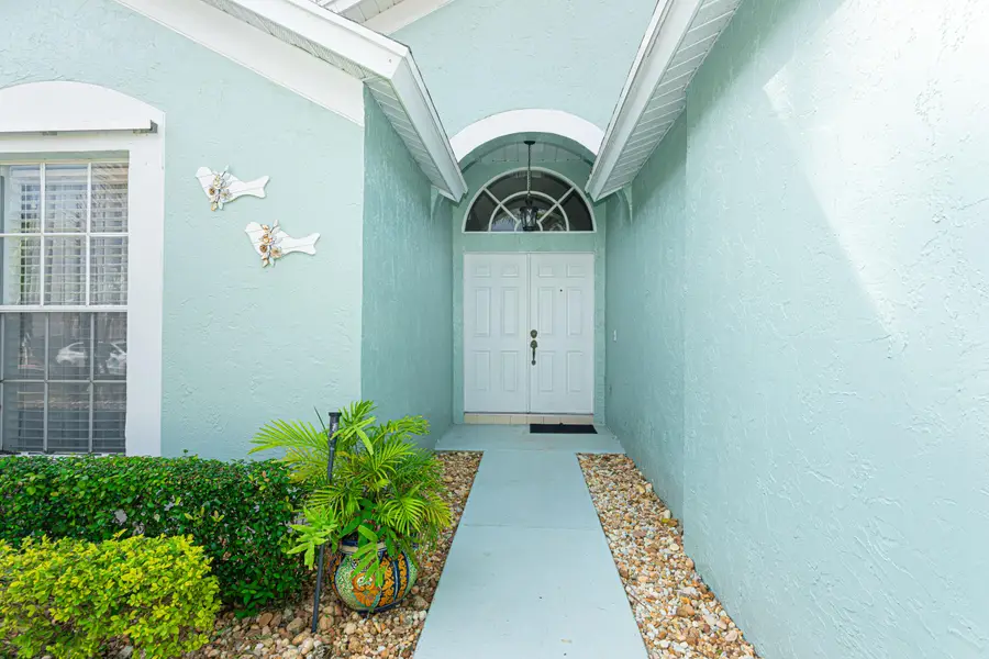 316 Hammocks Trail, Greenacres, FL 33413 - Image #2