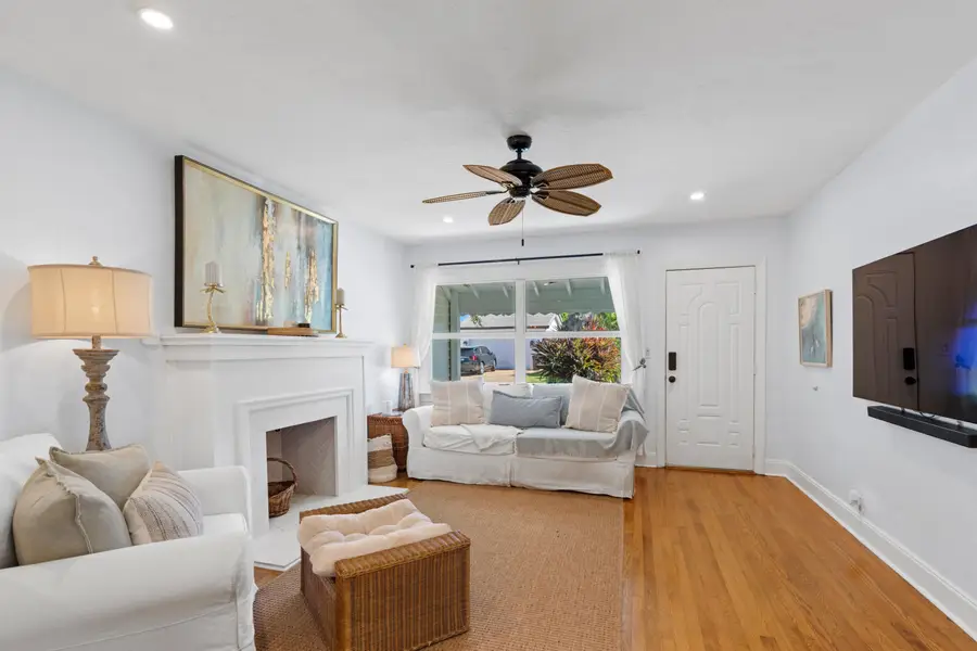 1517 N Palmway, Lake Worth Beach, FL 33460 - Image #2