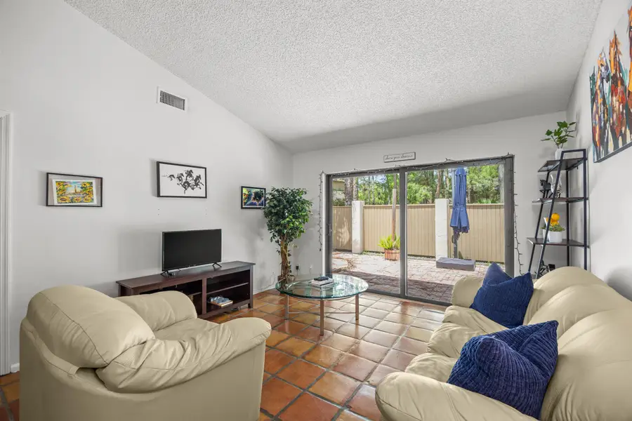 257 Pleasant Wood Drive, Wellington, FL 33414 - Image #3