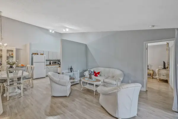 6544 Chasewood Drive #H, Jupiter, FL 33458