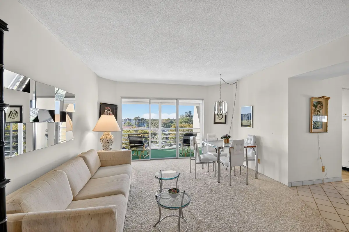 3590 Via Poinciana #616, Lake Worth, FL 33467 - Image #1