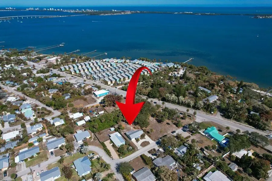 2427 NE Center Street, Jensen Beach, FL 34957 - Image #3