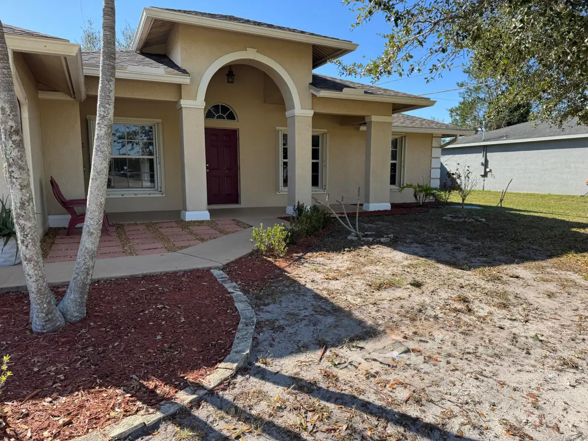 1538 SW Calmar Avenue, Port Saint Lucie, FL 34953 - Image #1