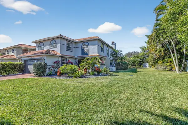 9048 Villa Portofino Circle, Boca Raton, FL 33496