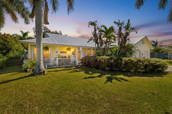 3283 SW Crumpacker Street, Port St Lucie, FL 34953