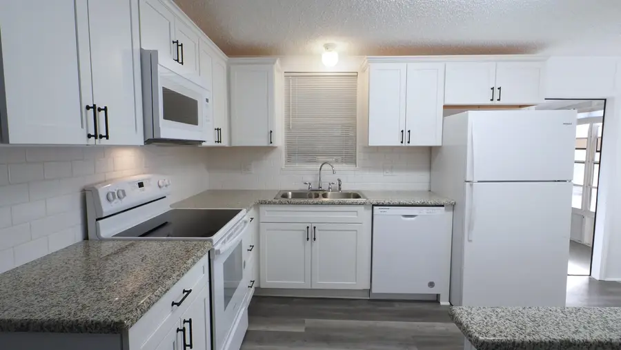 334 Seahorse Terrace, Fort Pierce, FL 34982 - Image #3