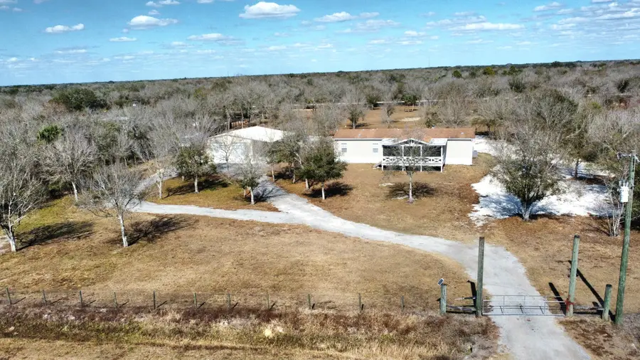 17077 NW 254th Street, Okeechobee, FL 34972 - Image #3