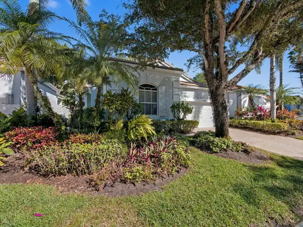 207 Sunset Bay Court, Palm Beach Gardens, FL 33418
